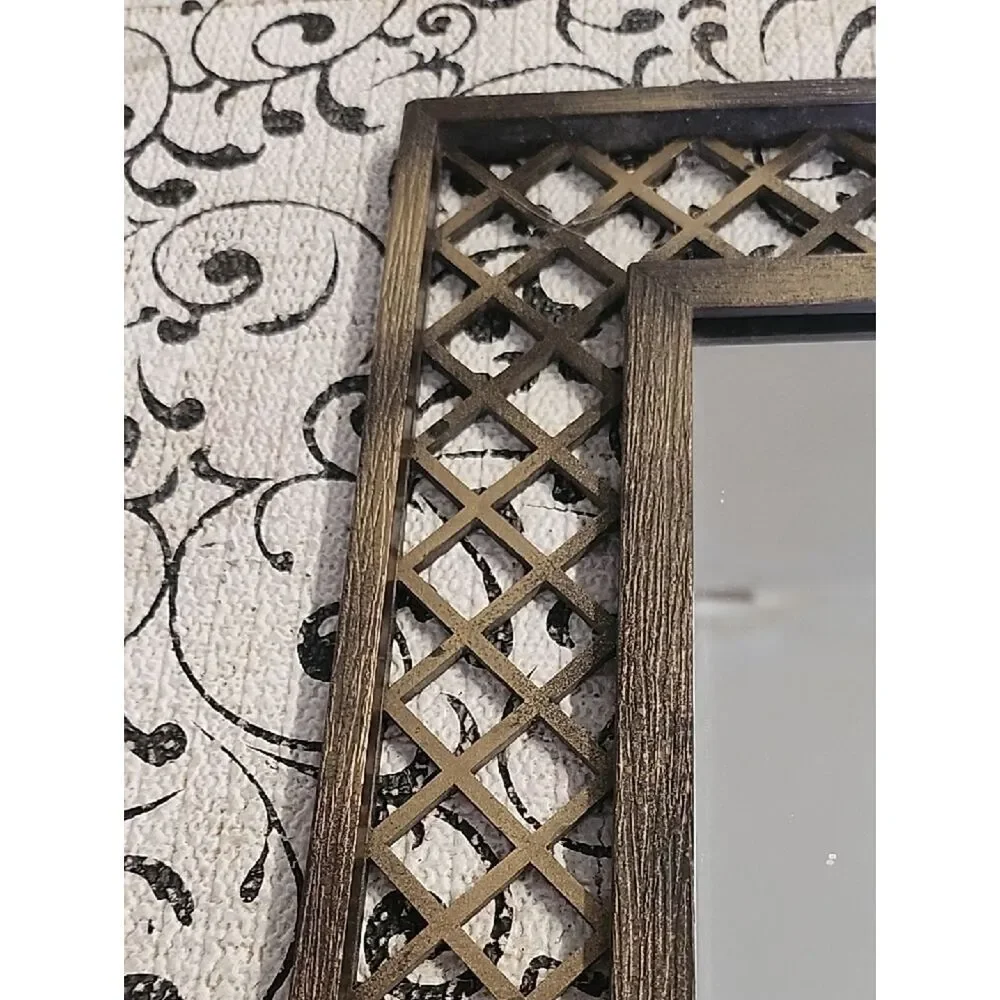 Source Unknown rectangular wall